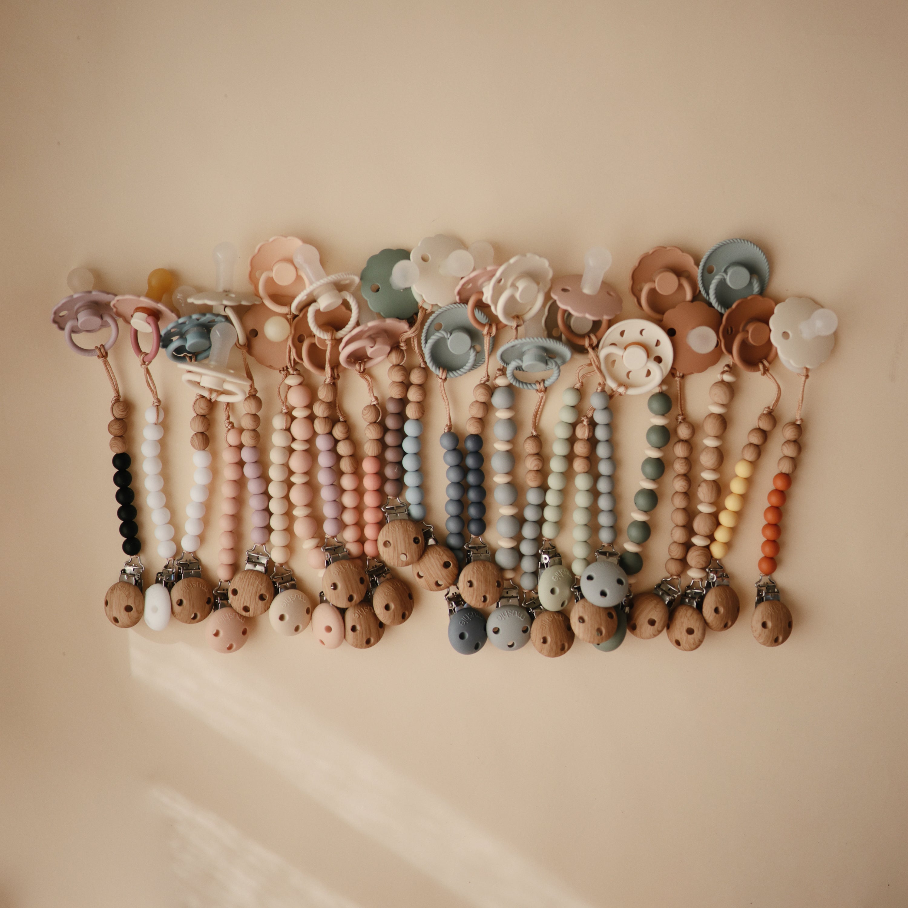 Image of Silicone Pacifier Clip | Mila